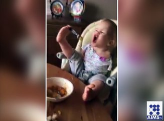 ہاتھ نہیں ہیں تو کیا ہوا لیکن ہار نہیں مانی