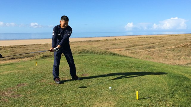 Partie de golf pour les skippers avant le départ du Vendée Globe