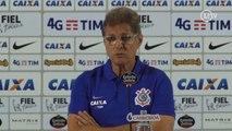 Oswaldo de Oliveira gosta do desempenho do Corinthians e elogia o América-MG