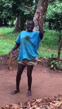 African Dancing on Indian Song - Funny Dance - Bollywood song - 2016 Hits - Crazy Dance.