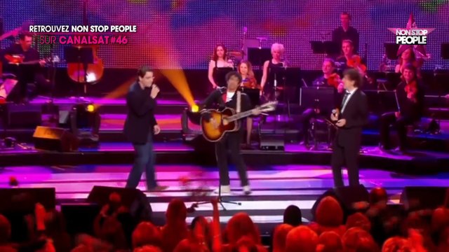 Les Enfoirés : Francis Cabrel de retour après le départ de Jean-Jacques Goldman ? (vidéo)