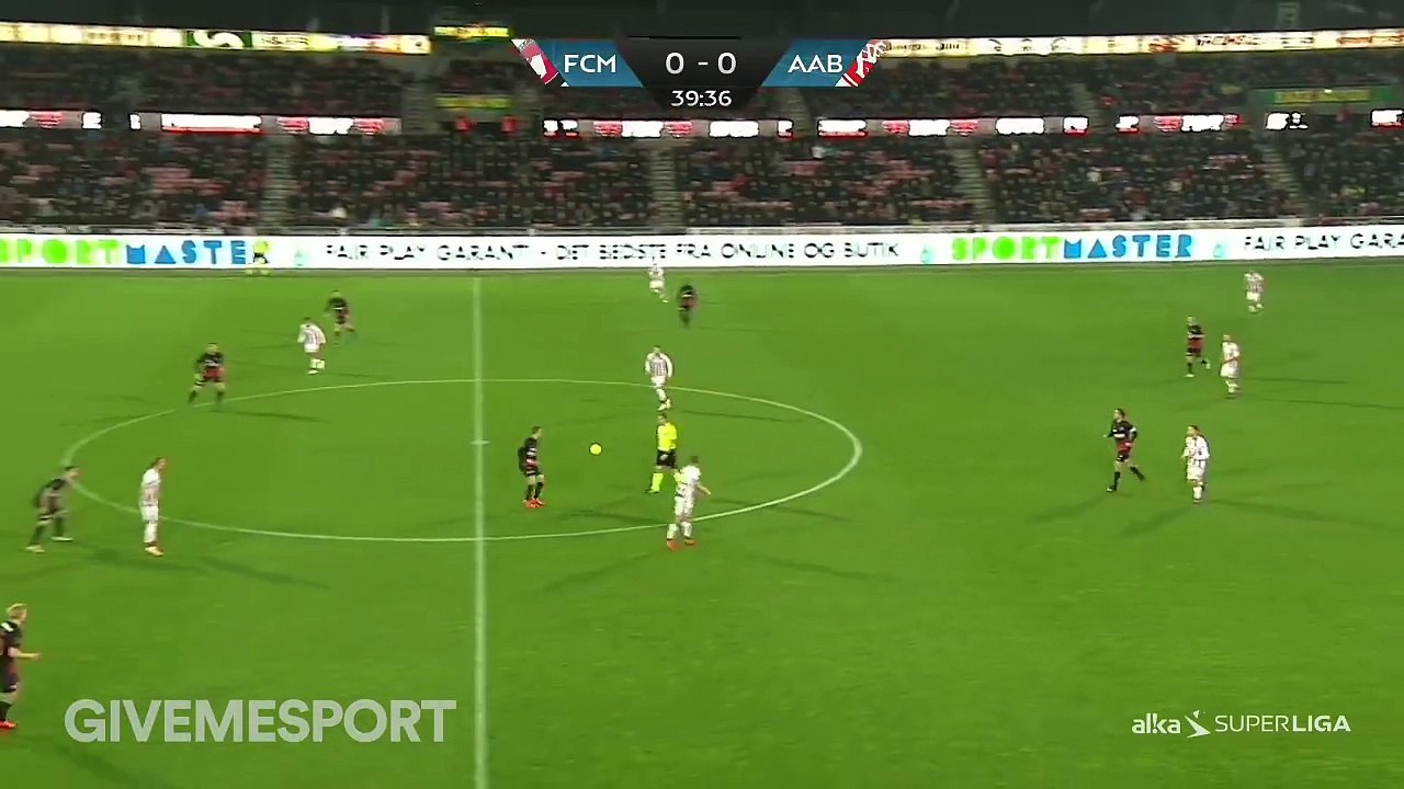 Gustav Wikheim (2-0 MID AAL)