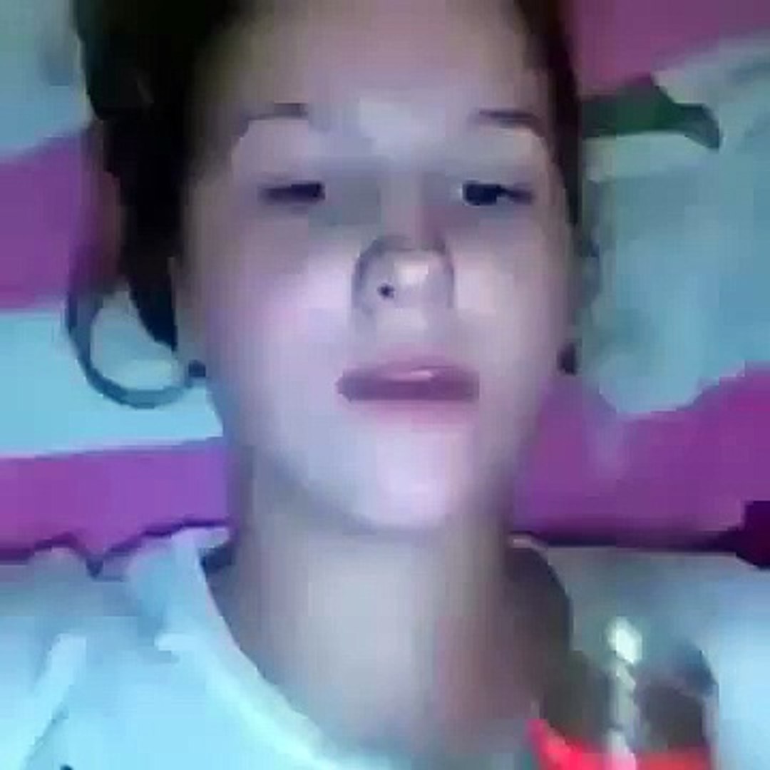 whatsapp funny videos   girl coke fail