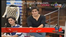 Pakistani Actress Gives (Pappi) Like Altaf Hussain in a Live Morning Show