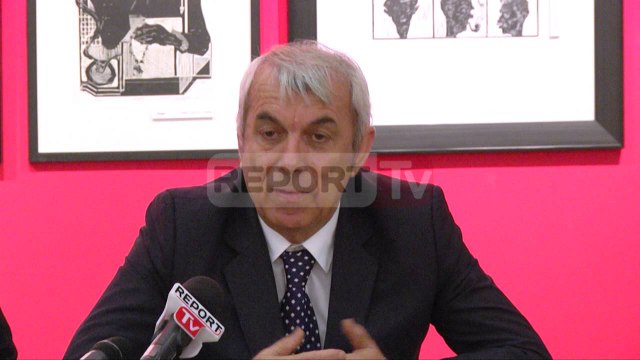Report TV - Abaz Hado prezantohet me “1 milion vija grafike” në Galerinë Kombëtare