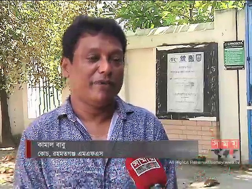 মাঝপথে জমে উঠেছে প্রিমিয়ার লিগ ফুটবল