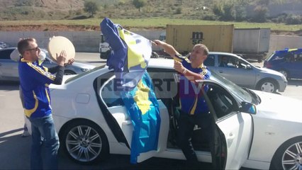 Report TV - Rusi 2018, 10 mijë tifozë mësyjnë drejt ''Loro Boriçi'', përkrahin Kosovën