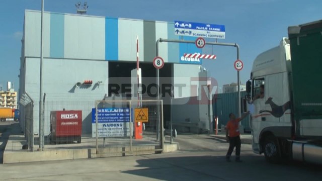 Report TV - Durrës, gati skaneri në port për kontrollin e mbetjeve te riciklueshme