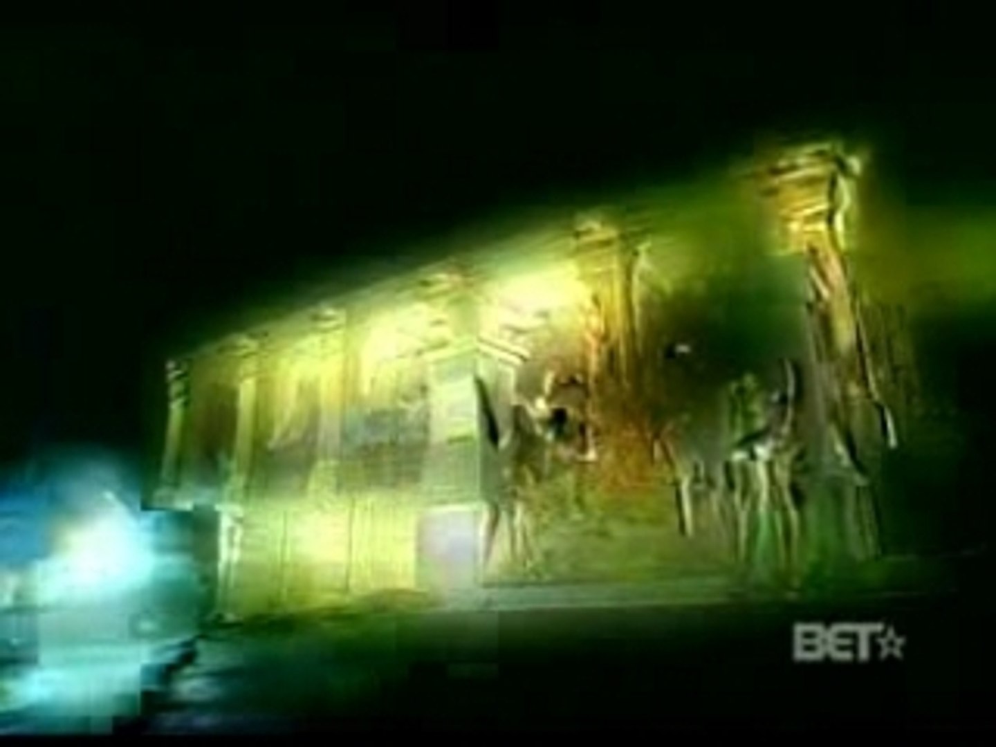 ⁣T-Pain ft. Akon - Bartender