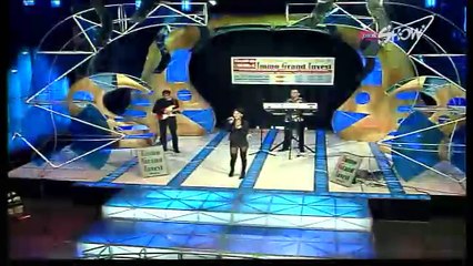 Mina Kostic LIVE - Da li me vara sa tobom (2004)