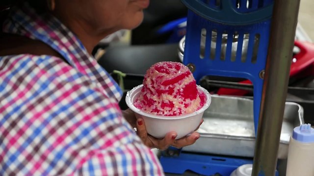 Bangkok Street Food - Shaved Snow Cone Dessert Thailand