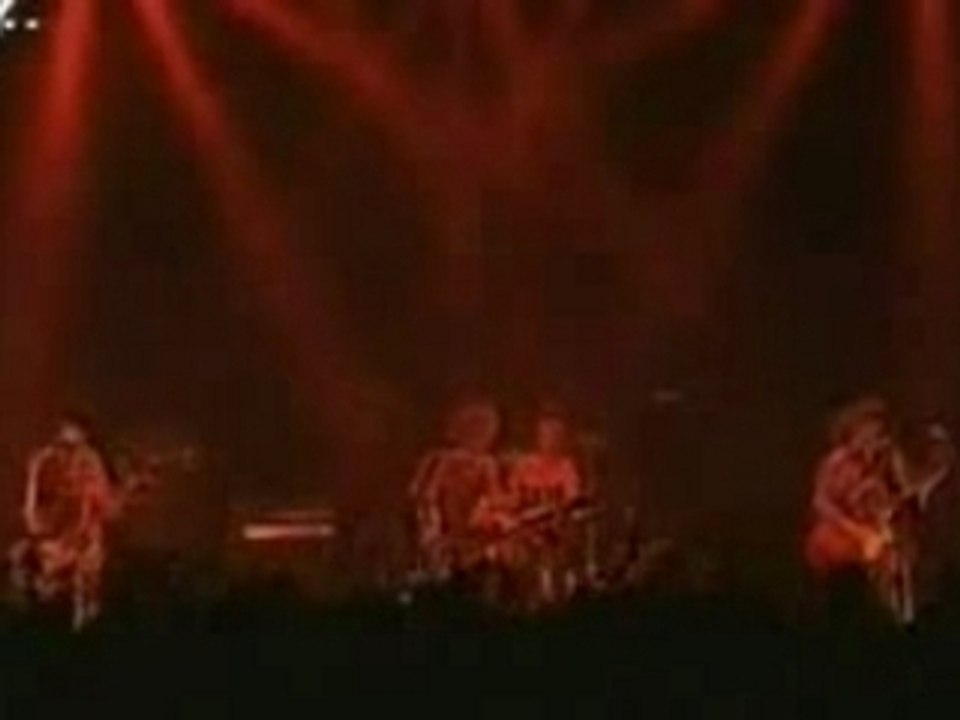 ELLEGARDEN_-_Raindrops_Knife_Tsuki_(Live)