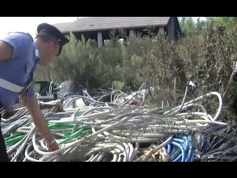 Depositi abusivi di rifiuti speciali, blitz dei Carabinieri tra Napoli e Caserta (17.10.16)