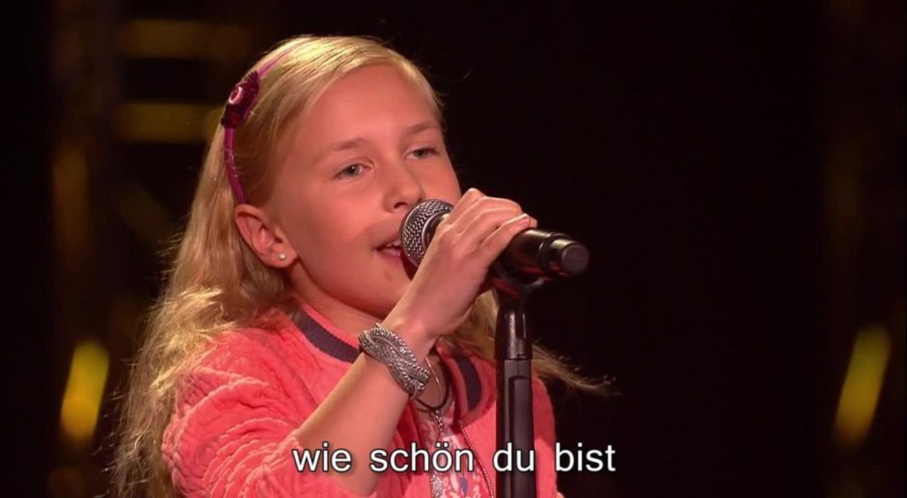 Emma: Wie Schön Du Bist - The Voice Kids | Blind Auditions | SAT.1