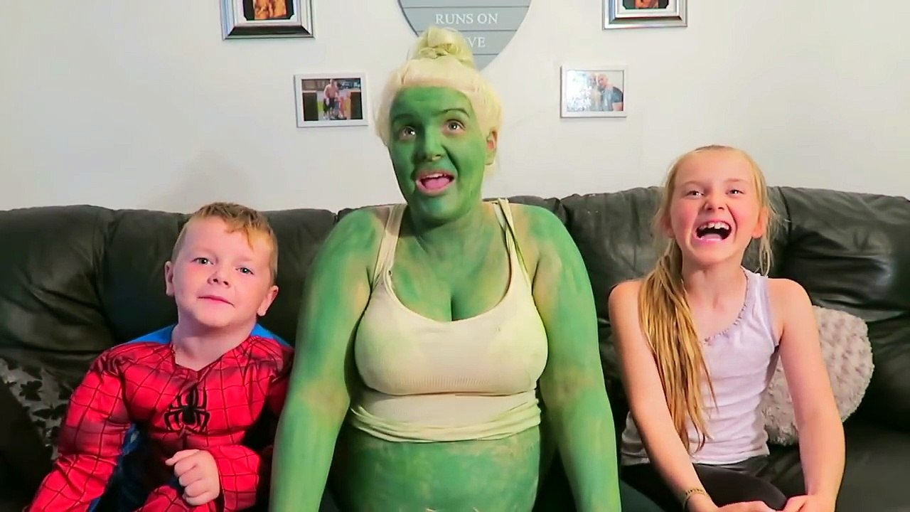 Spiderman cartoon, Real Hulk vs Spiderman - Els...