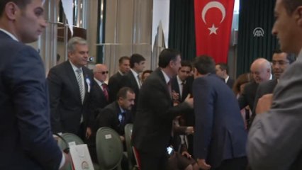 Bakan Çelik: "Çiftçilerimiz, Kafasına Göre Değil Havzasına Göre Ekim Yapacak"