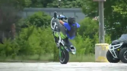 Epic compilation of motorcycle stunts will blow your mind