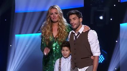 Karşılıklı Harika Dans Gösterisi