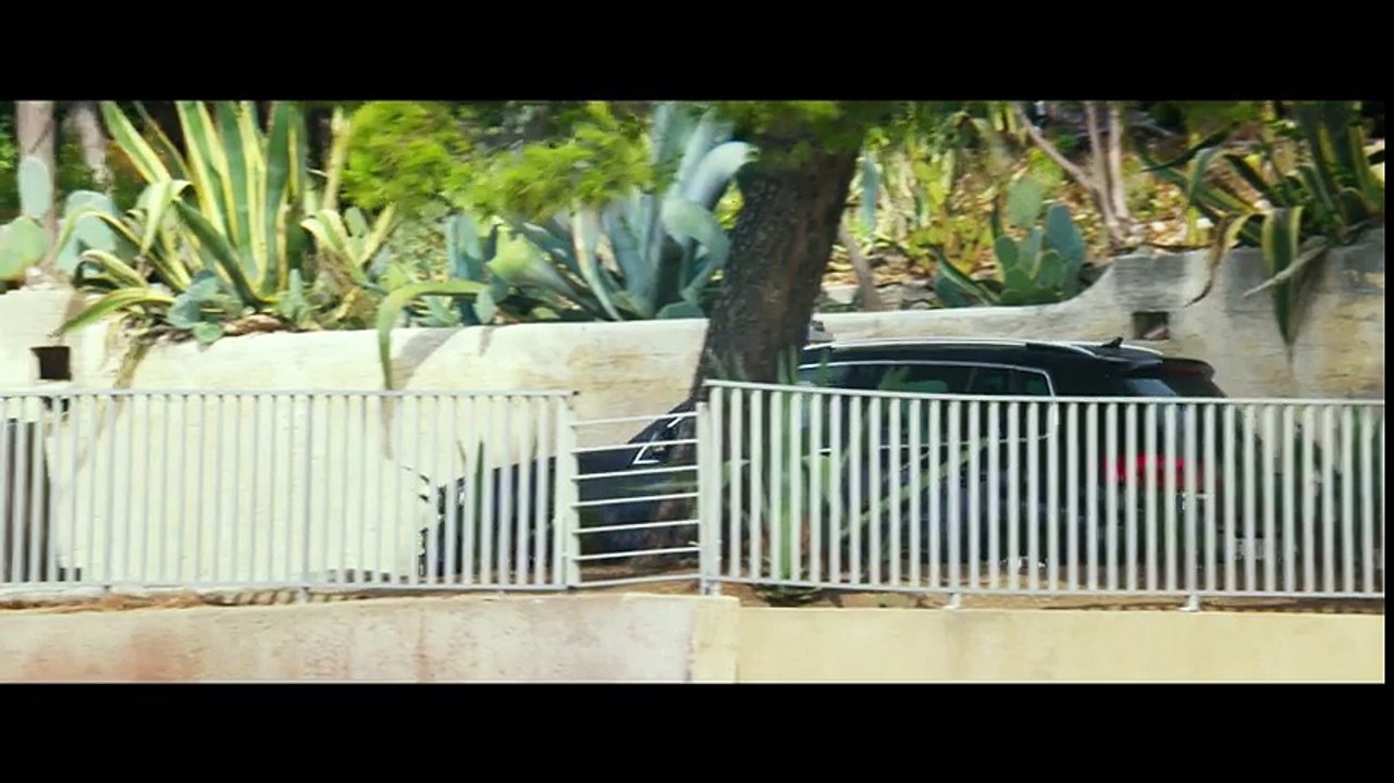 « Demain tout commence »  : Omar Sy sort les violons dans la première bande-annonce