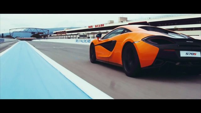 VÍDEO: las virtudes del McLaren 570S en circuito