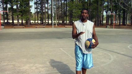 Basketball Equipment & Rules : The Traveling Rule in Basketball