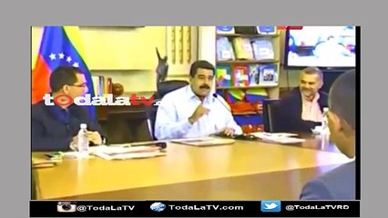 Maduro ahora da clases de idioma español; propone modificar palabra "adolescente"-Video