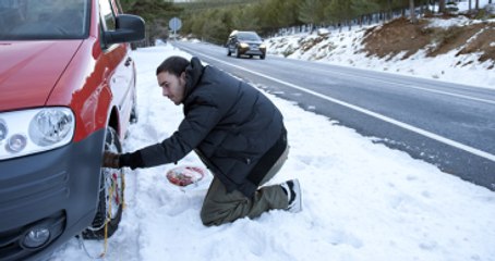 Kar Yağışı Oto Lastikçilerine Yaradı! Şoförler Lastikçiler Önünde Kuyruk Oldu