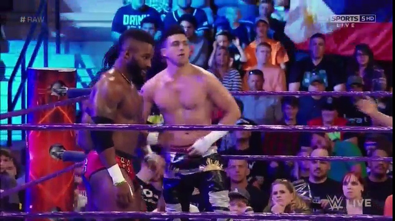 CRUSERWEIGHT SIX MAN TAG TEAM MATCH