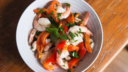 How to Make Shrimp and Roasted Pepper Salad