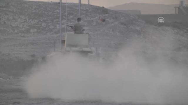 Irak Ordusu Musul'un Güneyinden Kent Merkezine Doğru Ilerleme Kaydetti