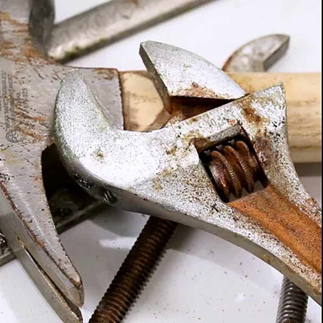 Πως να καθαρίσεις την σκουριά από τα εργαλεία σου! - video Dailymotion