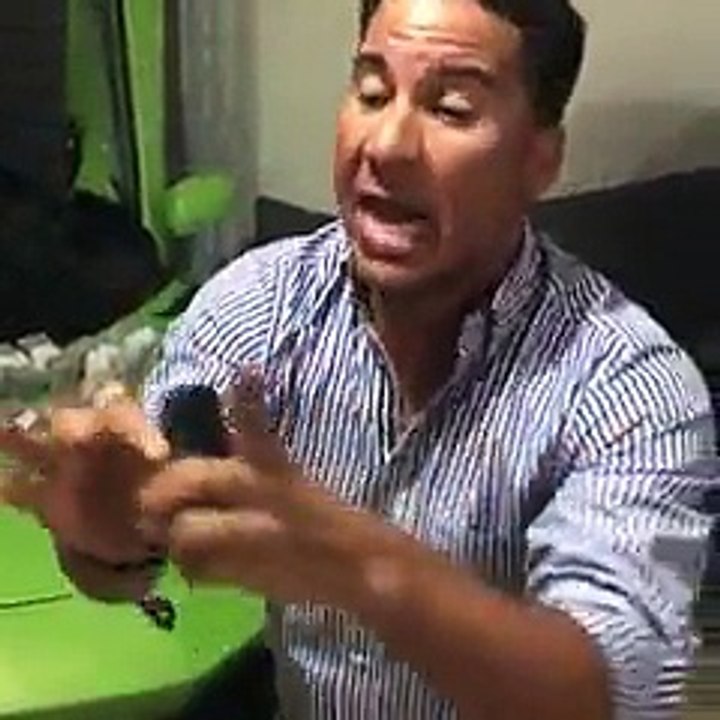Cristian casa blanca decide mostrar los 12 millones de peso y pide a Karim que muestre su Ferrari