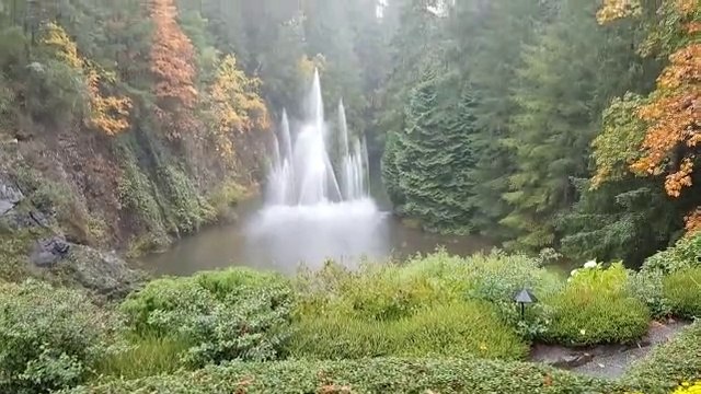 Butchart Gardens Fountain in Victoria, B.C., Canada (2016) - Film Clip (Documentary)