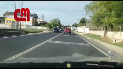 Um condutor atropelou uma ciclista que seguia na berma da estrada, na zona do Fogueteiro (Seixal).