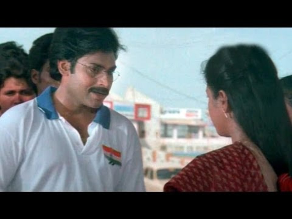 Suswagatham Scenes -Sandhya Give Flag To Ganesh - Pawan Kalyan, Devayani