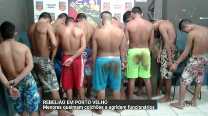 Menores queimam colchões e agridem funcionários durante rebelião