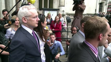 Cortada Internet em embaixada onde está Assange