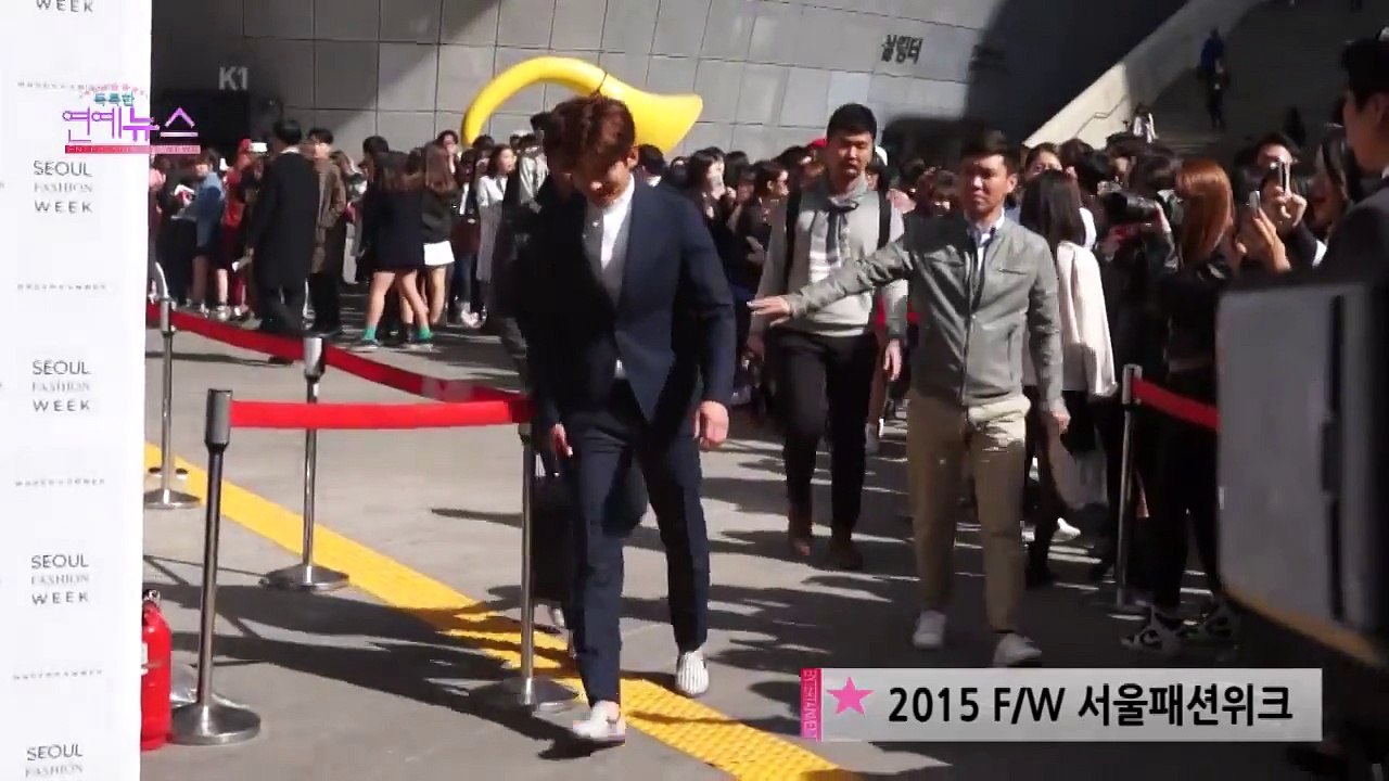 20150322 Ji Chang Wook at Seoul Fashion Week 2015 (OBS TV)