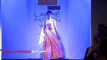 Urvashi Rautela SEXY RAMP WALK Lakme Fashion Week 2016