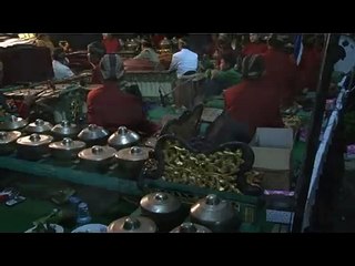 Wayang Kulit Central Java kids Mastermind part 1