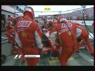 Ravitaillement Ferrari roue avant avec flasque