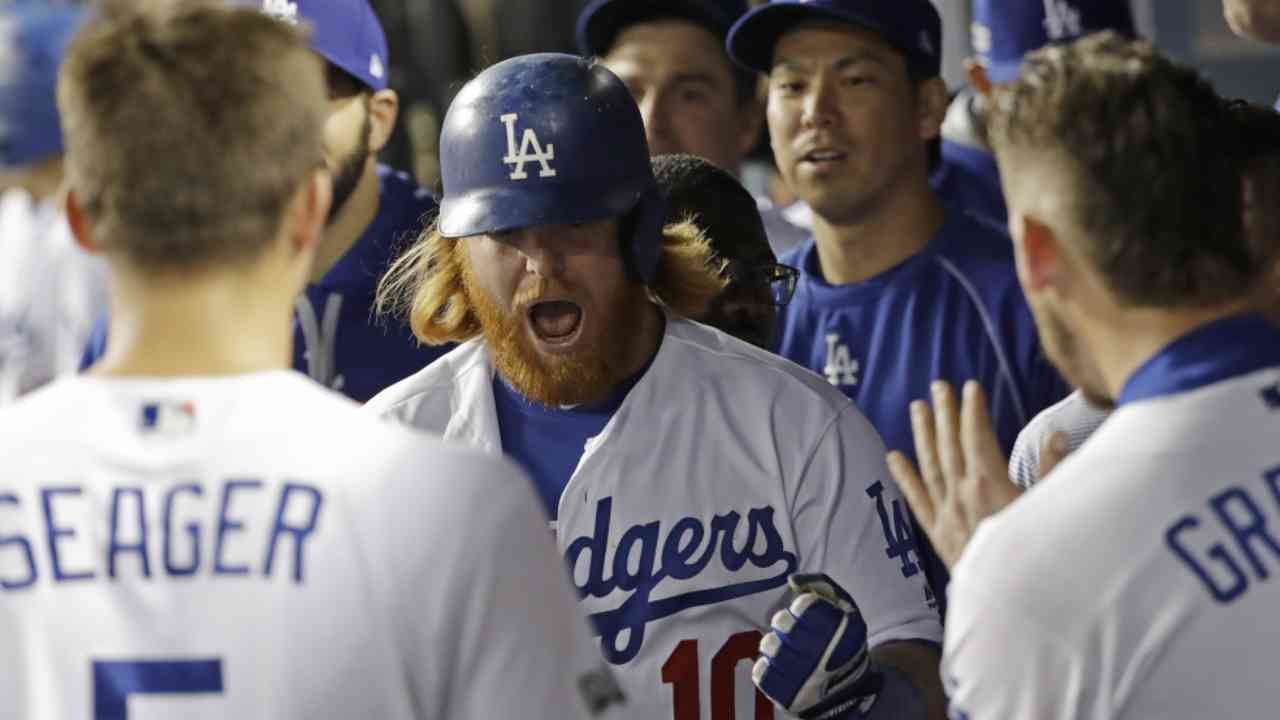 Dodgers Blank Cubs to Take Series Lead