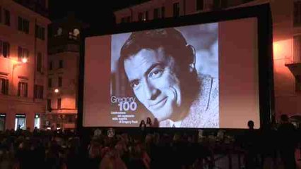 La plaza de España de Roma, un cine a cielo abierto para homenajear a Peck