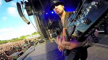 Caméra GoPro sur une guitare au festival de Lollapalooza à Chicago - Jane's Addiction Dave Navarro