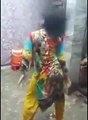 Pathan Hot Girl Dance in Rain - pashto New song - Pashto Home Dance 2016