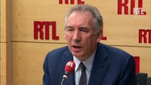 Temps de travail des enseignants : François Bayrou vilipende Nicolas Sarkozy