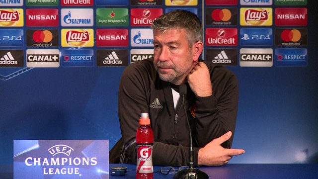C1 Paris SG - F.C Bâle: conférence d'avant match de Urs Fischer