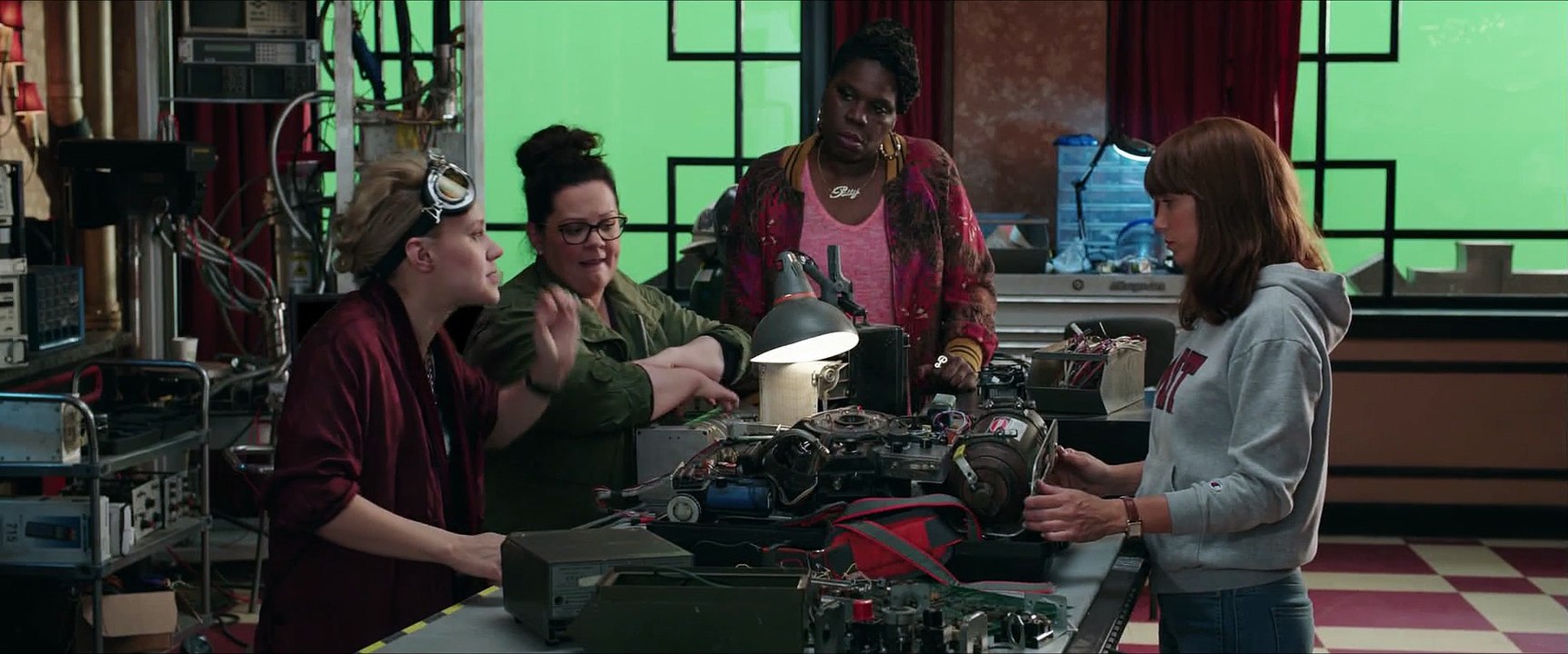Ghostbusters (2016) - Secret Handshake