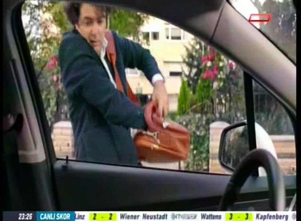 Aractan Inmeden Ode Gec #Kolayliklardileriz 30s