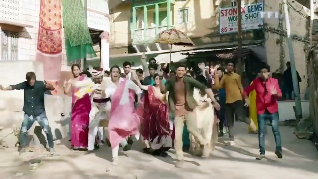 Coup de foudre à Jaipur Interview de Lucie Lucas et Rayane Bensetti